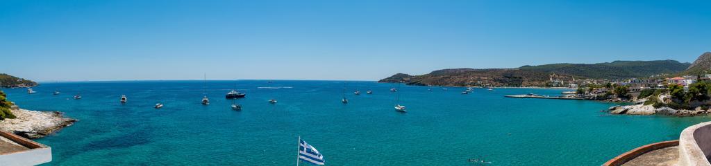 Panorama Hotel Agia Marina  Екстериор снимка