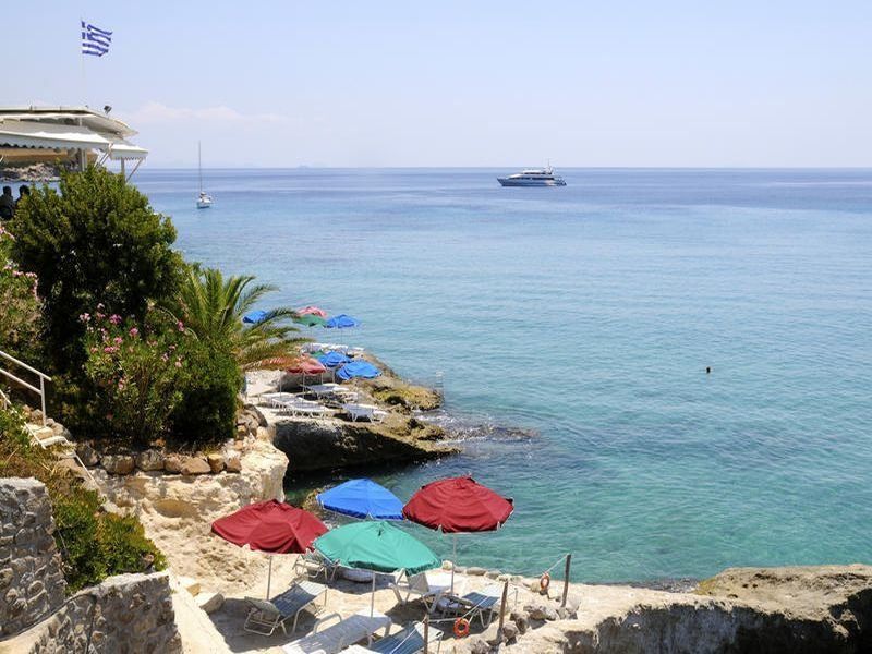 Panorama Hotel Agia Marina  Екстериор снимка